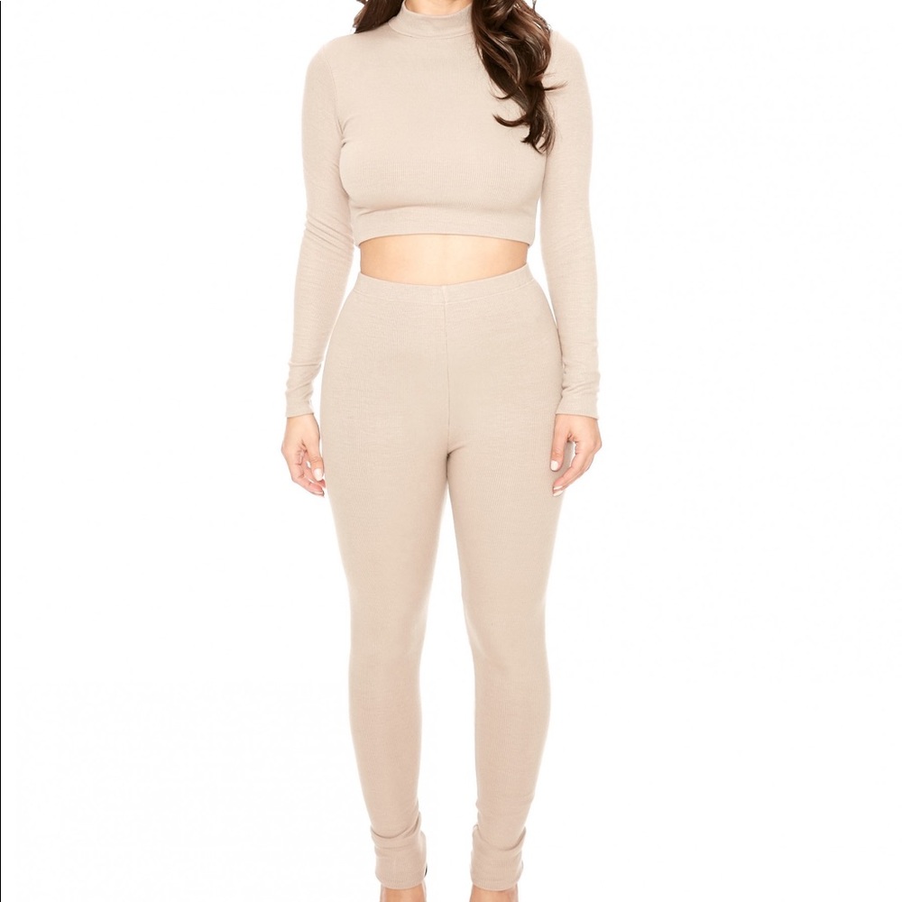 NAKED WARDROBE NUDE TAUPE SET SMALL